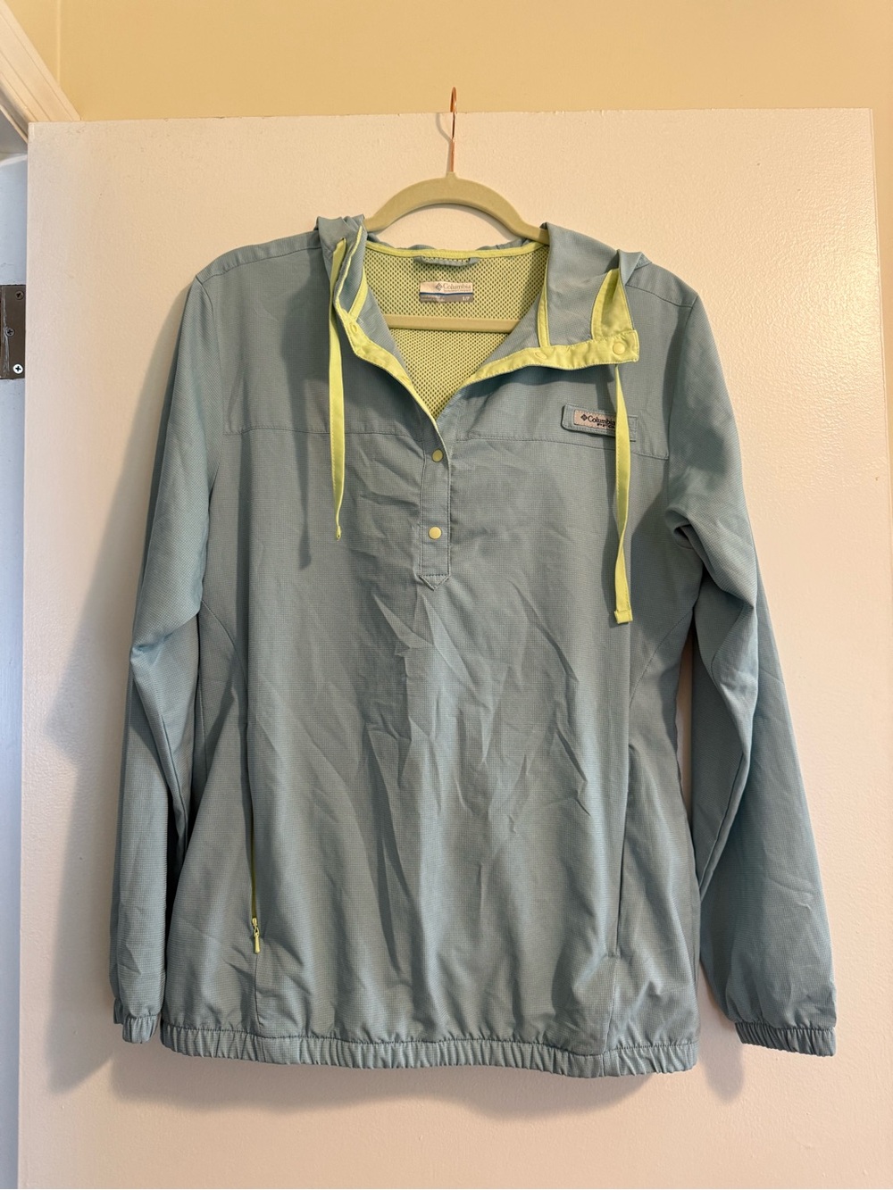 Women's Light Hooded Jacket